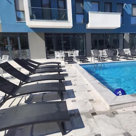 Kar N10 Mamaia Nord شقة كونستانتا