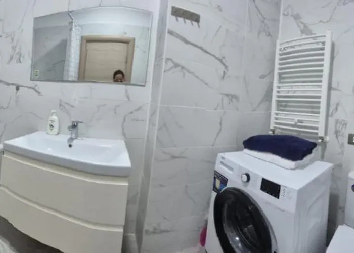 Kar N10 Mamaia Nord アパート *