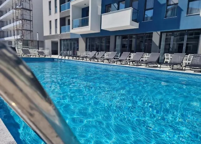 Kar N10 Mamaia Nord アパート *